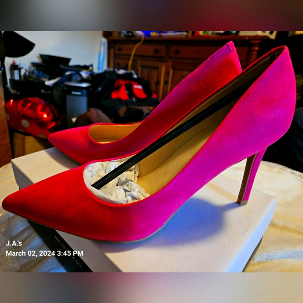 Nine west 8.5 Hot Pink high heels